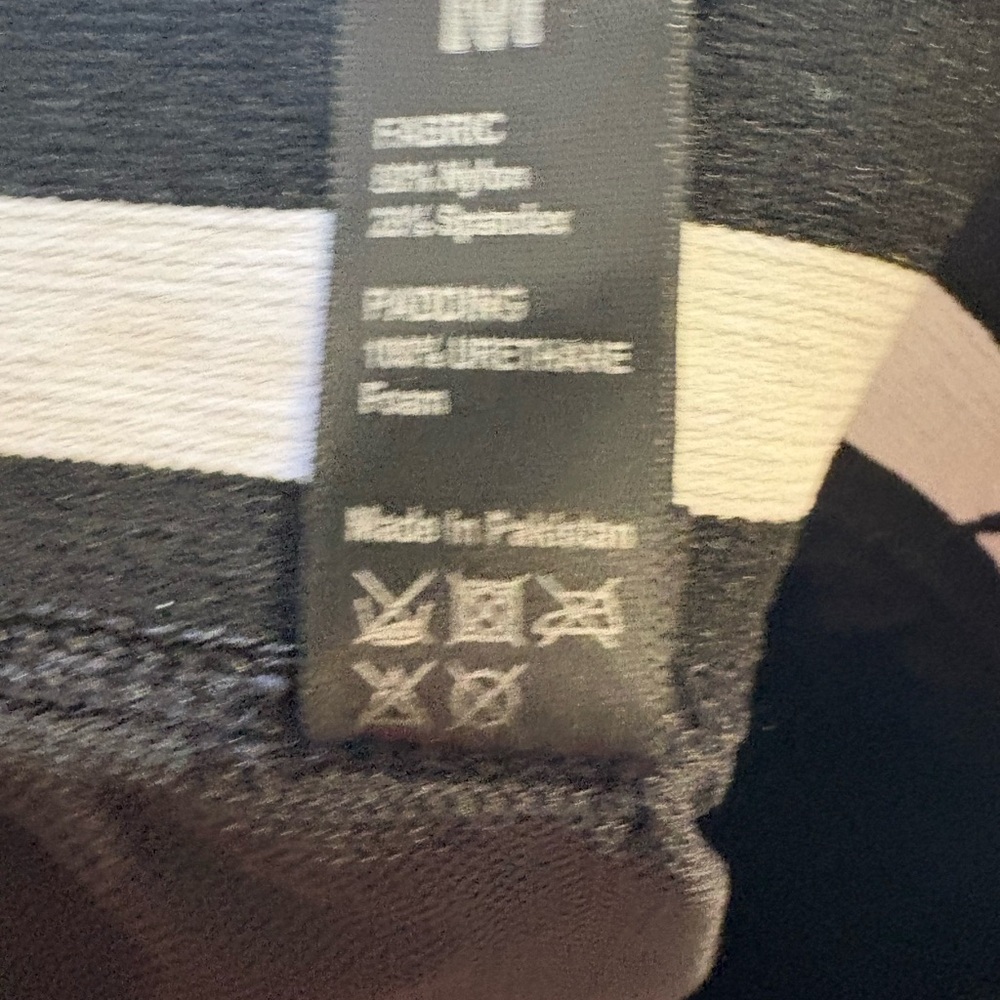 West Coast Goalkeeping black  padded base layer, EUC, size medium - Picture 3 of 6